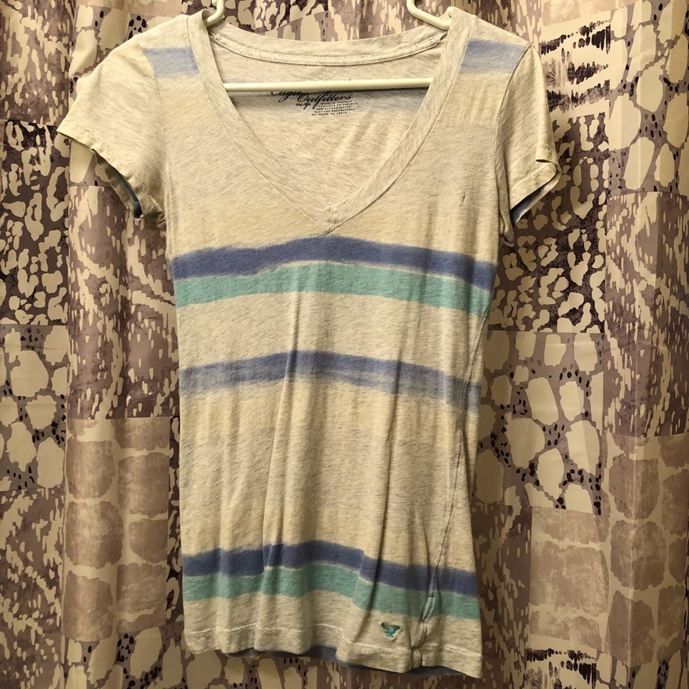 American Eagle grey shirt with blue stripes Tee